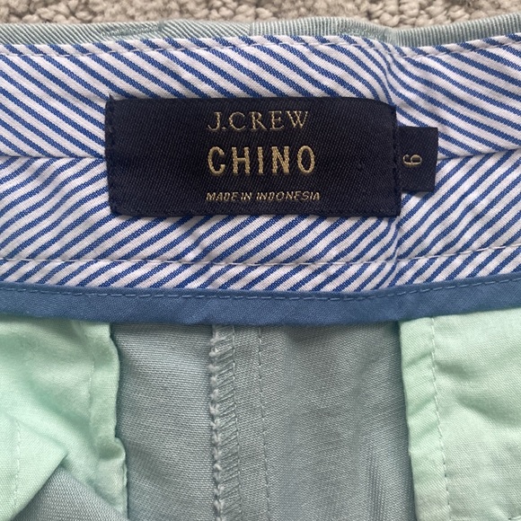 JCrew chino shorts! Size 6 - Picture 3 of 5